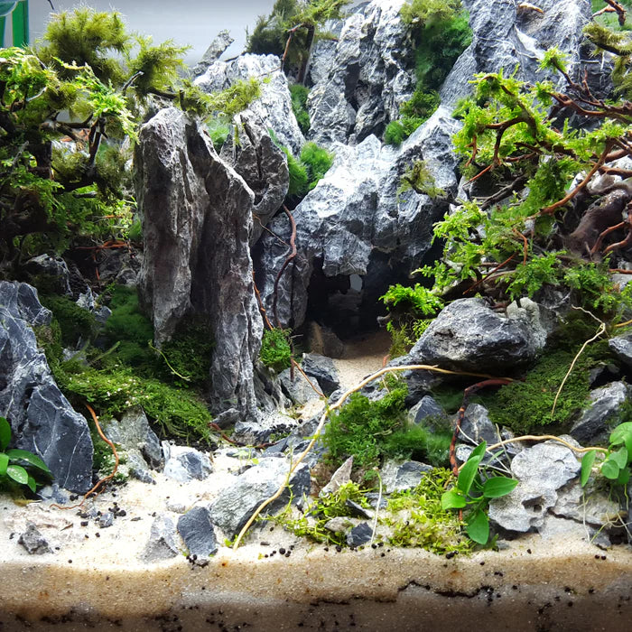 Lifegard Seiryu Aquascaping Stones 15/25 Lbs. Mix Size Kit